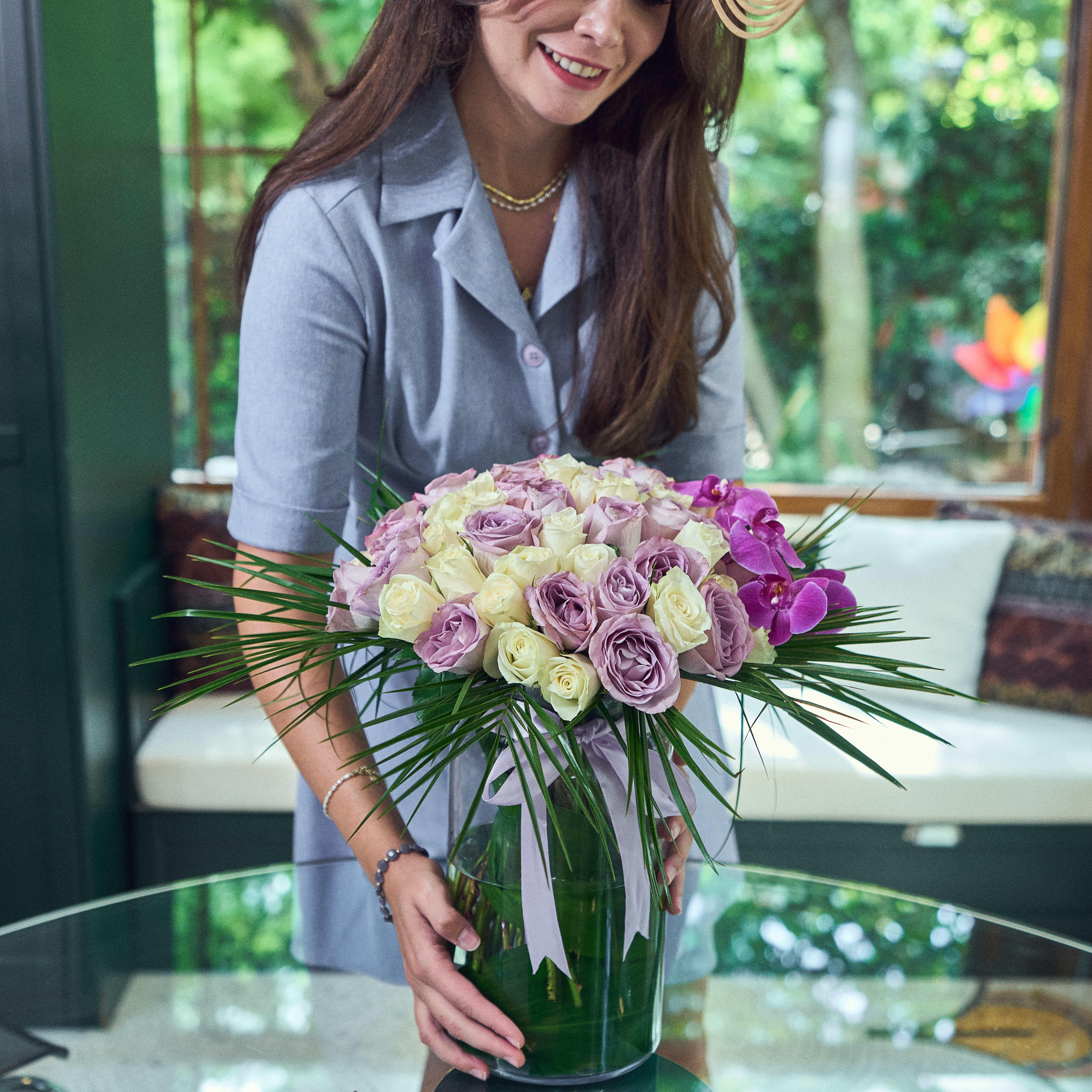 Vazoda Premium 61 Lila Beyaz Gül